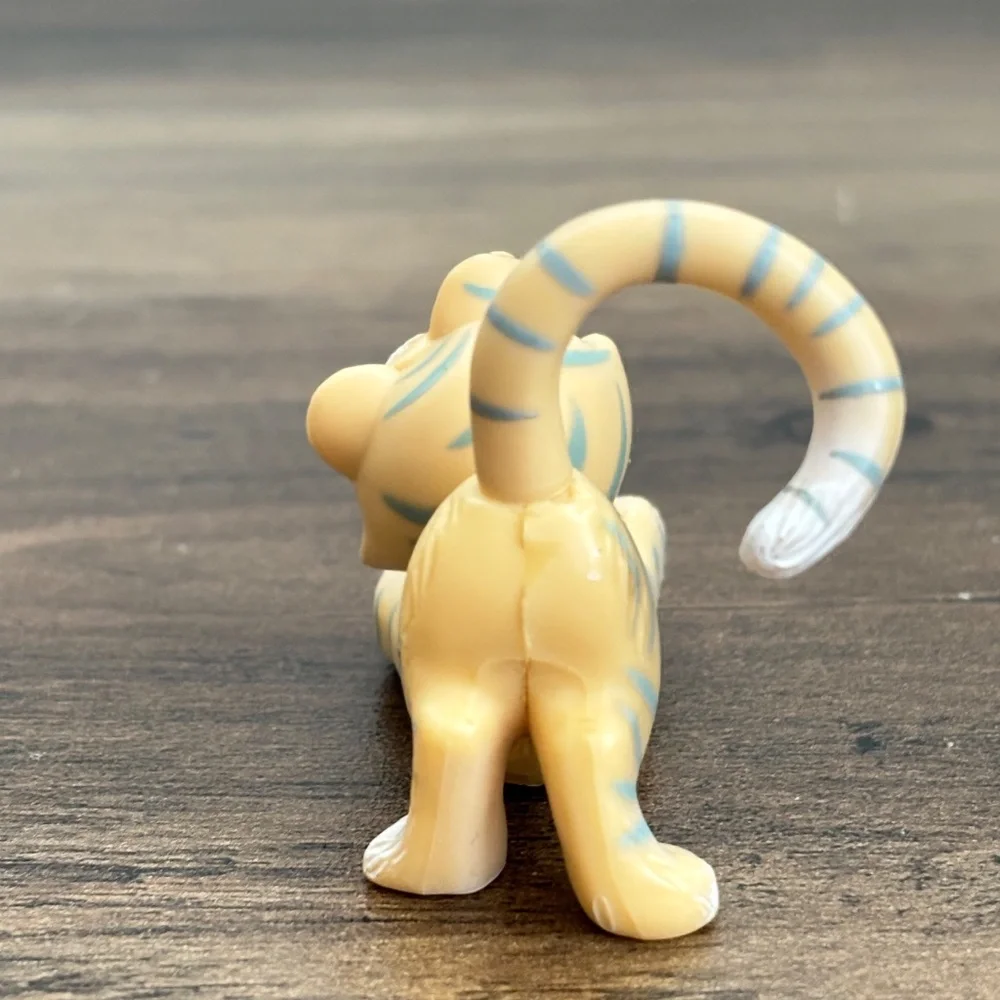VINTAGE Kenner Littlest Pet Shop Zoo Baby Tiger Toy Figure 1993 LPS Arm Moves